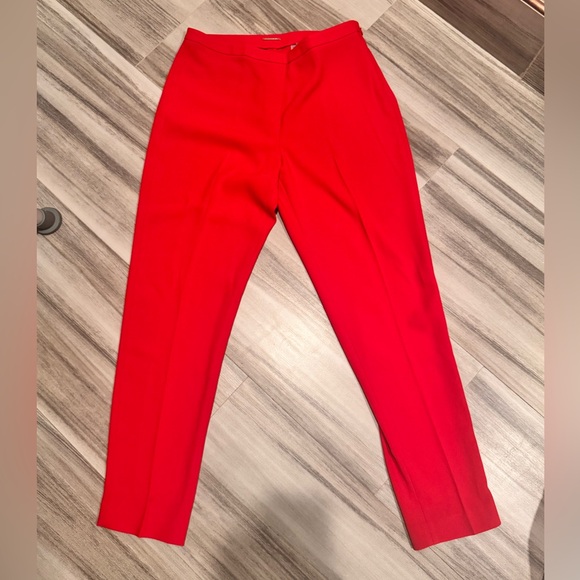 Elie Tahari Pants - NWOT Elie Tahari 🔥 Bold Red Slim-Fit Ankle Pants – Size 6, New Without Tags